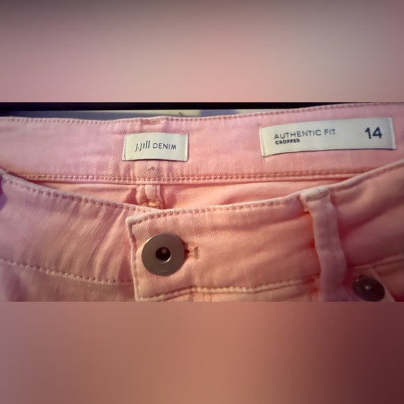 NWT J. Jill Authentic Fit Cropped Jeans in Light Seashell - Size 14 - Picture 3 of 5